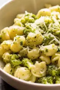Broccoli Cheese Pasta